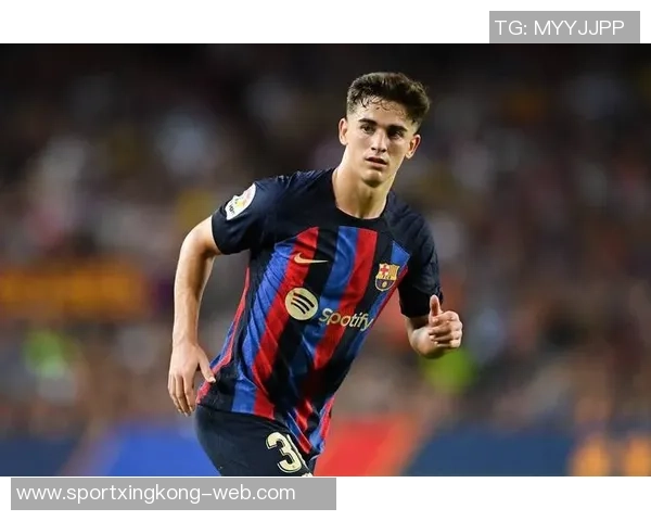 坎波斯荣获最佳足球管理者奖坚定信心带领巴黎迈向新征程